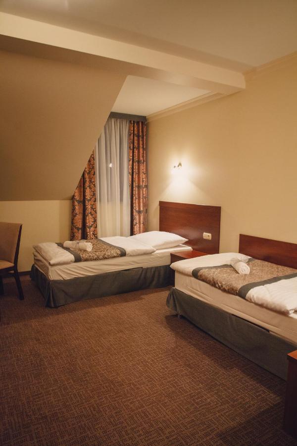 Nad Borkiem Hotel Kosarzyn  Exterior photo